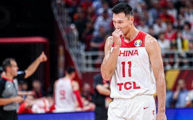 九游游戏平台-易建联现身全明星：期待早日复出 仍渴望为国效力