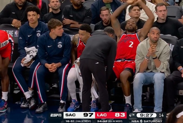 九游娱乐-伤不起啊！伦纳德防守时又被撞到&amp;一瘸一拐 已确定退赛！